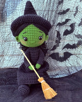Crochet Green Spellbounding Witch